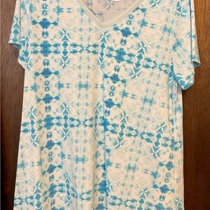 LuLaRoe Light Blue Patterned Short Sleeve Top